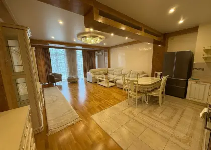 3-комнатная квартира, 139 м² - фото 1