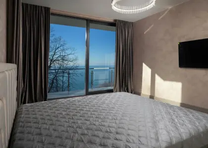 Дом, 280 м² - фото 1