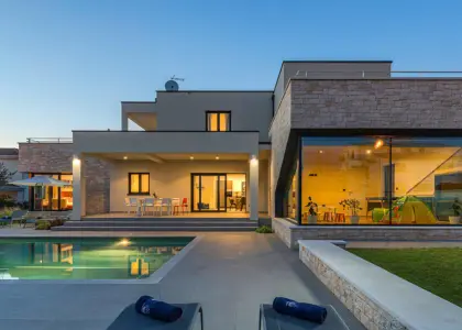 Дом, 270 м² - фото 1