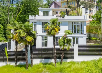 Дом, 280 м² - фото 1