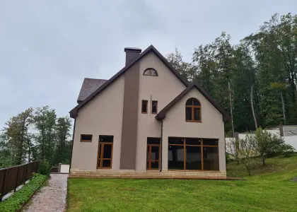 Дом, 240 м² - фото 1