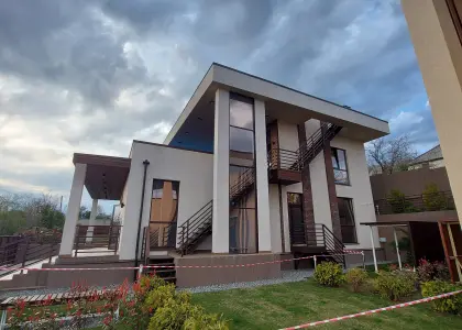 Коттедж - фото 1