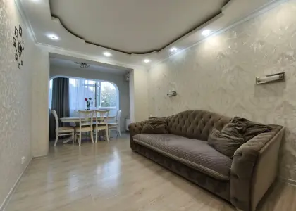 3-комнатная квартира, 77 м² - фото 1