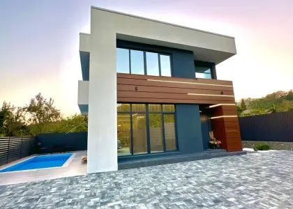 Дом в коттеджном городке, 120 м² - фото 1