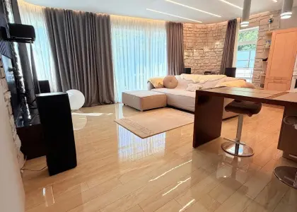 3-комнатная квартира, 104.5 м² - фото 1