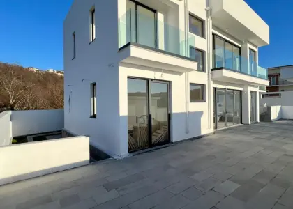 Дом, 204.7 м² - фото 1