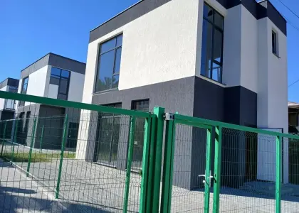 Дом, 80 м² - фото 1