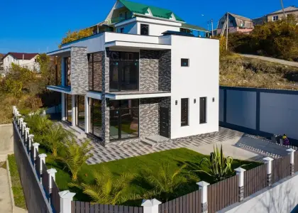 Дом, 250 м² - фото 1