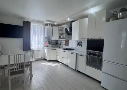 3-комнатная квартира, 60 м² - фото 1