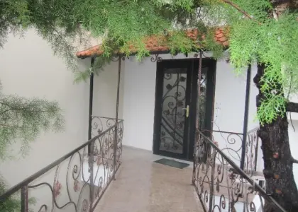 3-комнатная квартира, 236 м² - фото 1