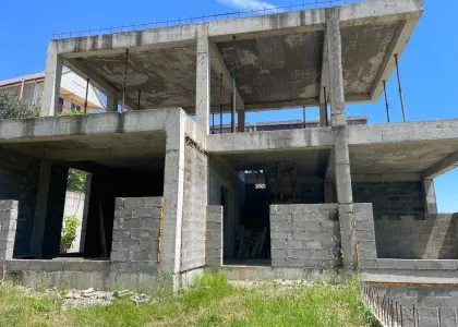 Дом, 360 м² - фото 1