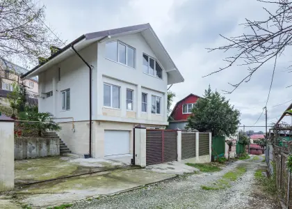 Дом, 200.8 м² - фото 1