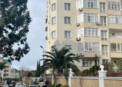 3-х комнатная в спальном районе у моря - фото 1