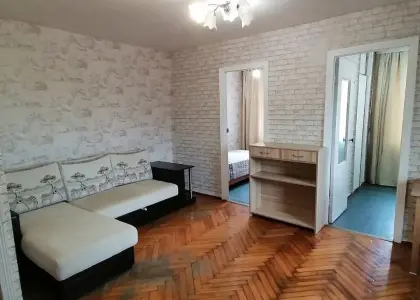 3-комнатная квартира, 48 м² - фото 1