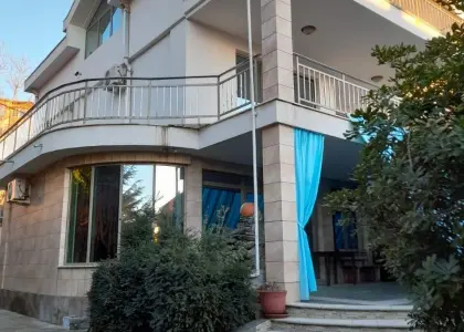 Дом, 397.6 м² - фото 1