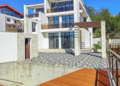 Дом, 300 м² - фото 1