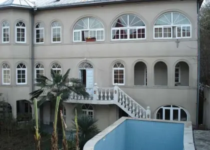 Дом, 285 м² - фото 1