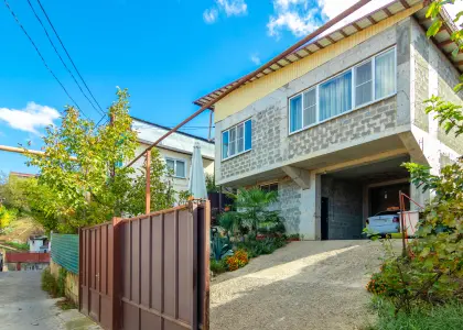 Дом, 200 м² - фото 1