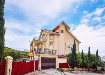 Дом, 400 м² - фото 1