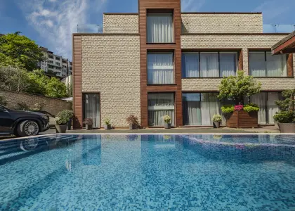 Дом, 308 м² - фото 1