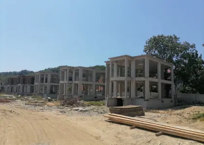 Домовладение в Адлере в Элитном коттеджном поселке - фото 1