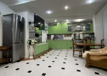 3-комнатная квартира, 90 м² - фото 1