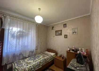 3-комнатная квартира, 42.7 м² - фото 1