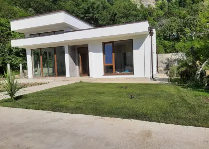 Дом в Хосте в 10 минутах от моря - фото 1