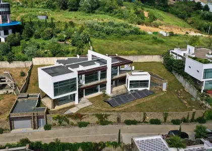 Дом, 451.1 м² - фото 1