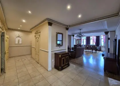 4-комнатная квартира, 190 м² - фото 1