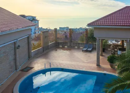 Дом, 700 м² - фото 1