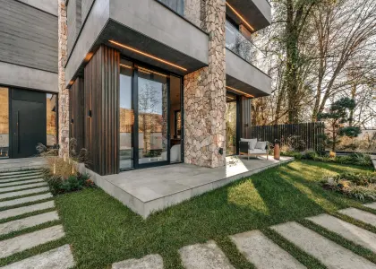 Дом в коттеджном городке, 240 м² - фото 1