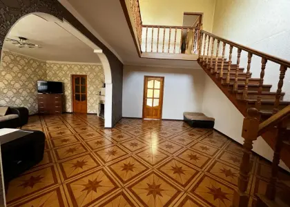 Дом, 500 м² - фото 1