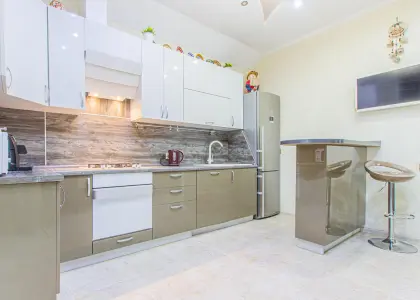 3-комнатная квартира, 100 м² - фото 1