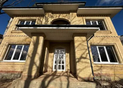 Дом, 207.7 м² - фото 1