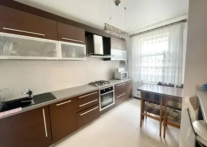 3-комнатная квартира, 76.5 м² - фото 1