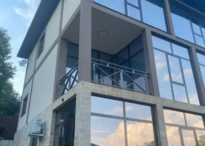 Дом, 275 м² - фото 1