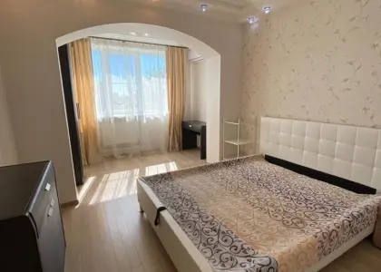 3-комнатная квартира, 98 м² - фото 1