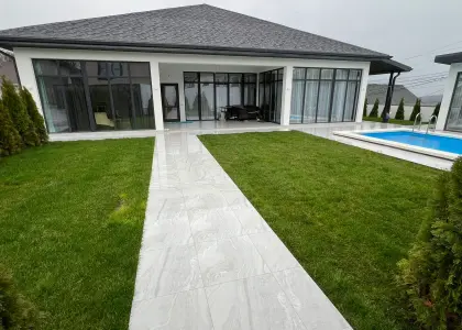 Дом, 200 м² - фото 1