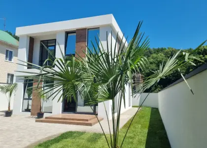 Дом, 170 м² - фото 1