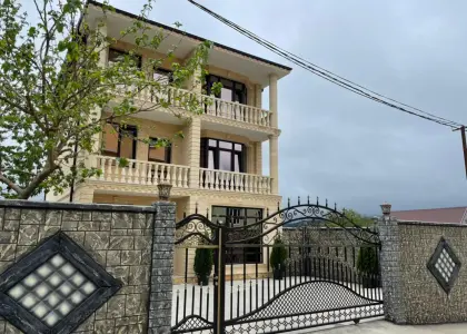 Дом, 290 м² - фото 1