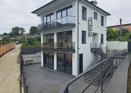 Дом, 216 м² - фото 1