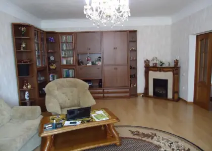 4-комнатная квартира, 132 м² - фото 1