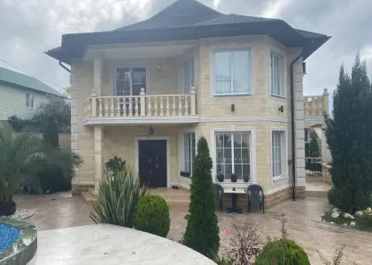 Дом, 240 м² - фото 1