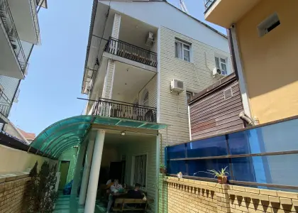 Дом, 387.7 м² - фото 1