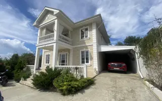 Дом, 250 м² - фото 1